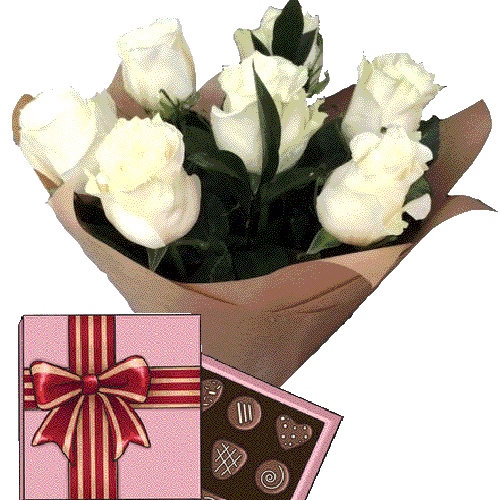 Фото товара 7 белых роз с конфетами в Трускавце