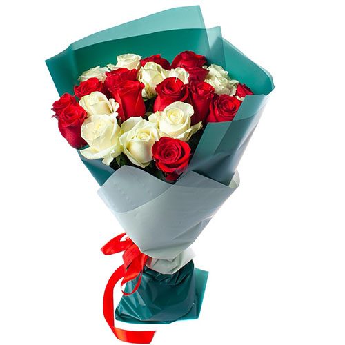 Фото товара 25 роз красных и белых в Трускавце