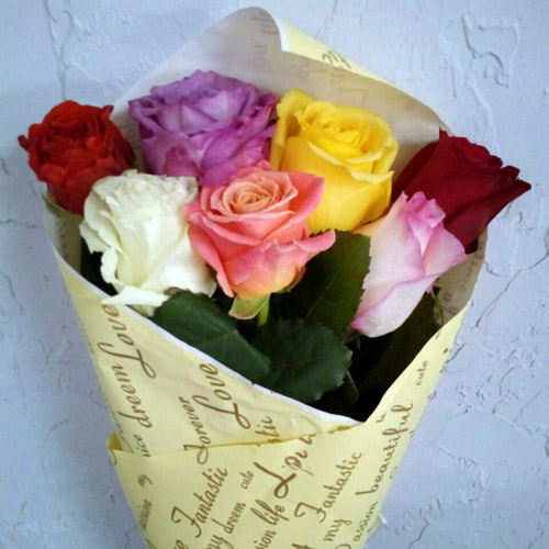 7 разноцветных роз в Трускавце фото